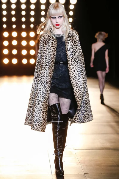 Look 55